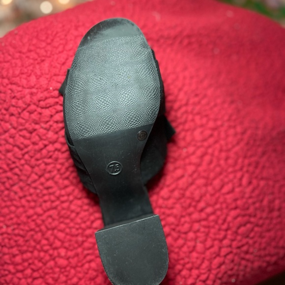 Worthington Freemont Dress Shoe - Picture 14 of 15